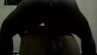 بعنف بقوه اغتصاب غصبا عنها