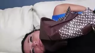 نيك بنت أموره جميله جامده في طيزها سكس عنيف وقوي وسادية