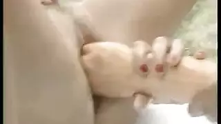 جلسة إباحية سرية لزوجة الأب مع ابن زوجها