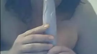 الثدي العملاقة بيتزا عجيب